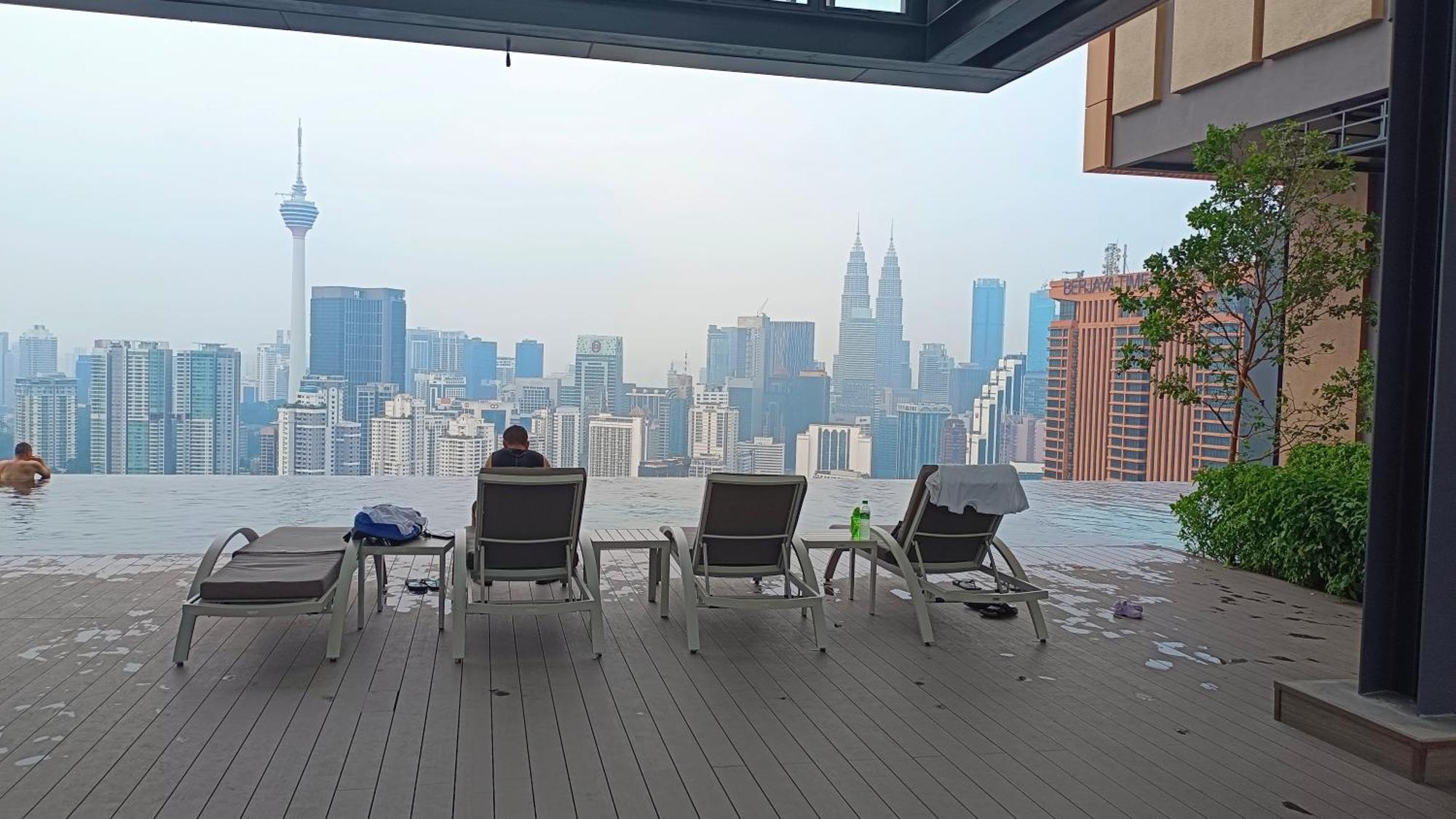 Lucantia Serviced Suites Kuala Lumpur Luaran gambar
