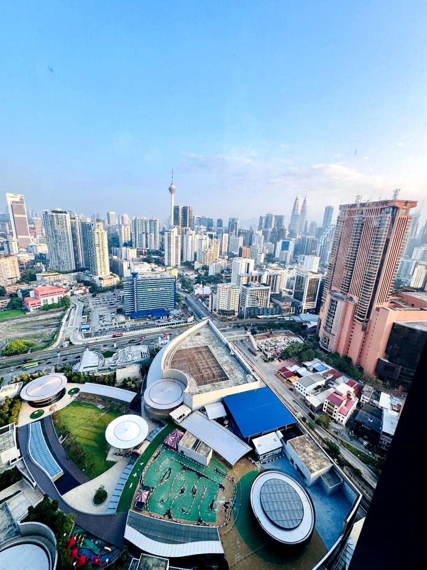 Lucantia Serviced Suites Kuala Lumpur Luaran gambar