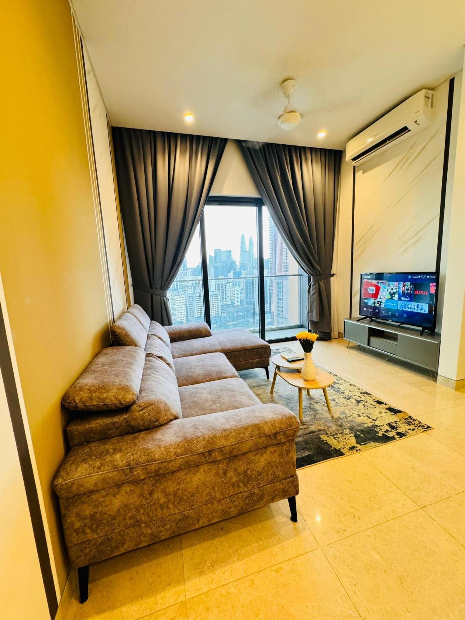 Lucantia Serviced Suites Kuala Lumpur Luaran gambar